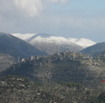 الثلج حول بيت ريما